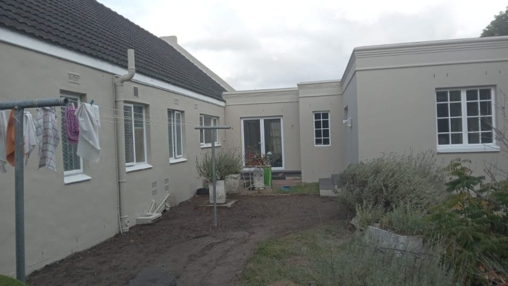 Renovated white home with a garden in Cape Town