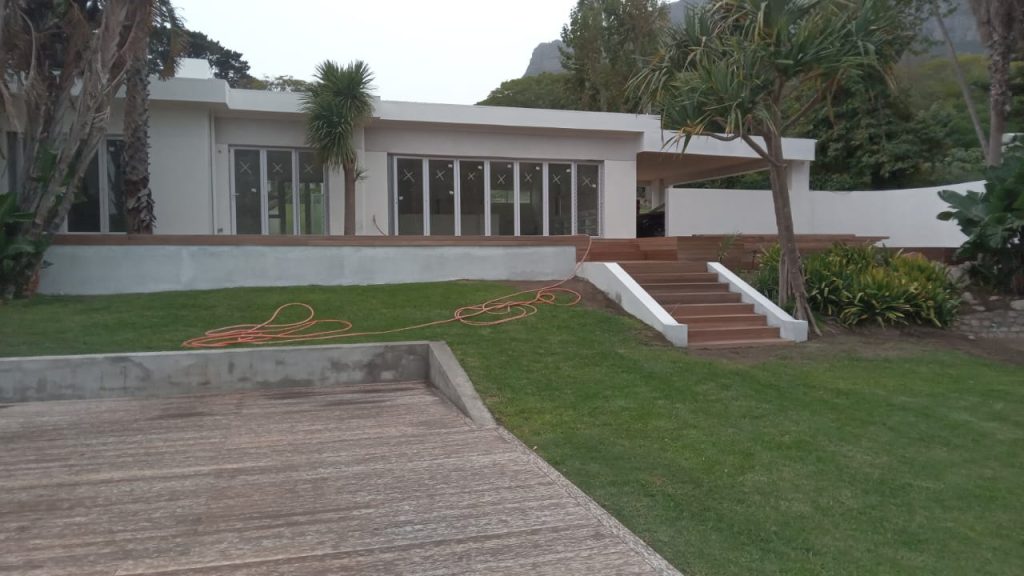 Renovated single-storey home with lawn, pool and paved patio
