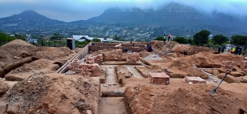 Foundation site with a mountain view in Cape Town
